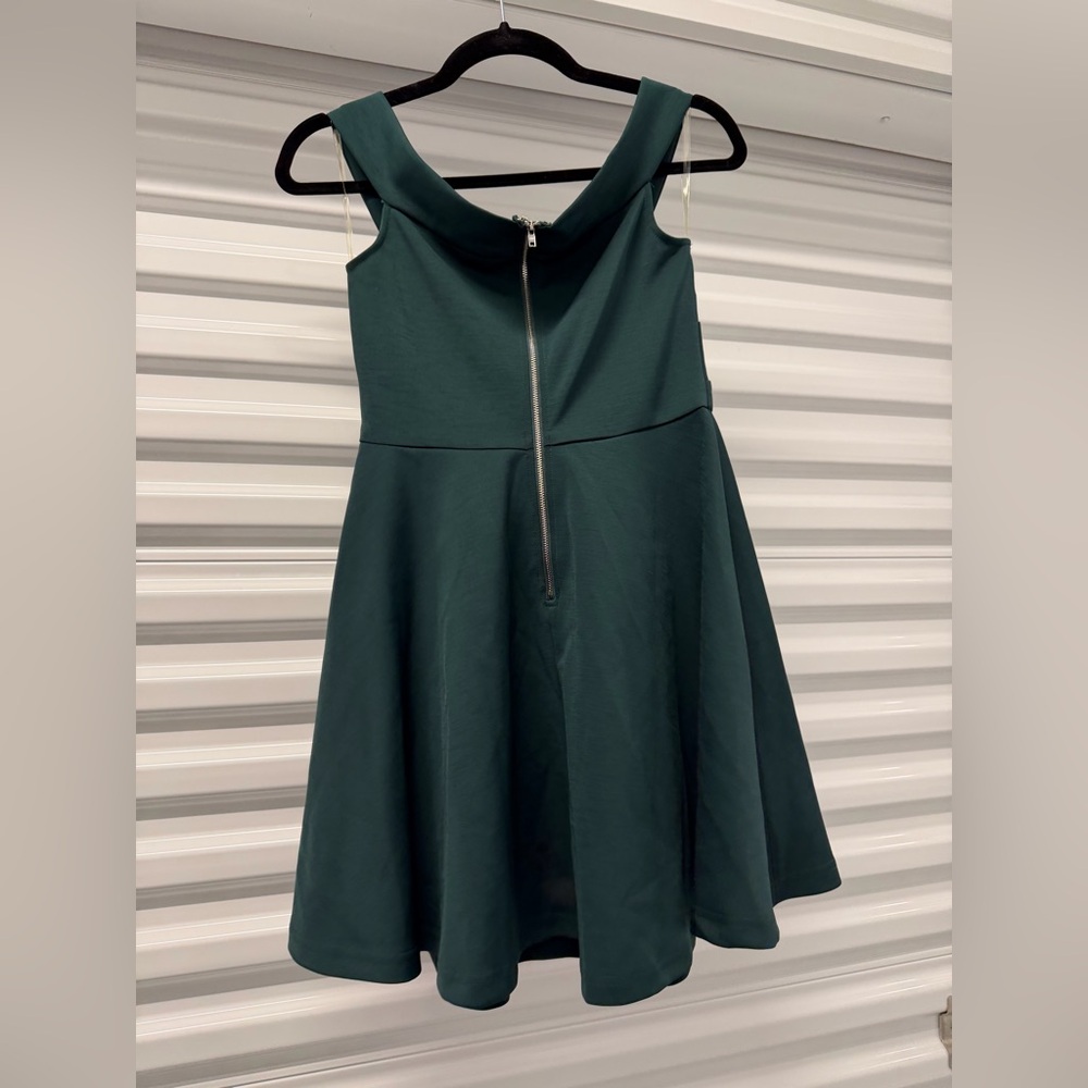 Windsor Deep Green Dress - Picture 2 of 2
